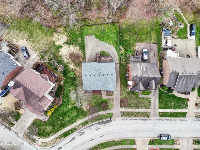 8814 Astrid Ave, Louisville, KY 40228