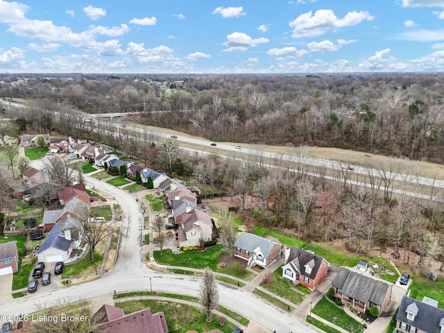 8814 Astrid Ave, Louisville, KY 40228