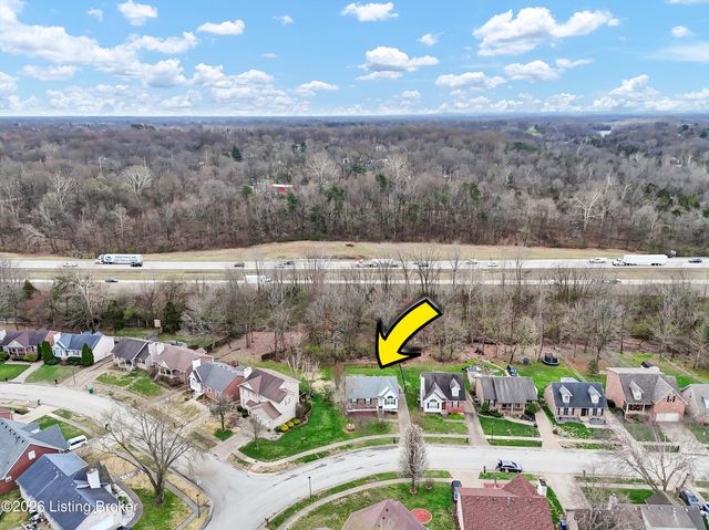 8814 Astrid Ave, Louisville, KY 40228