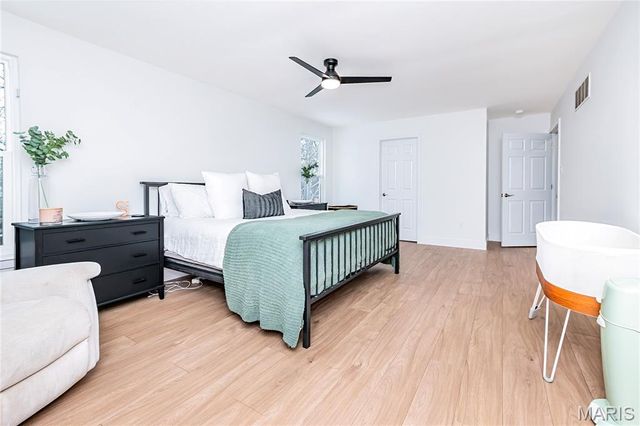 7982 Dockside Drive, Dardenne Prairie, MO 63368