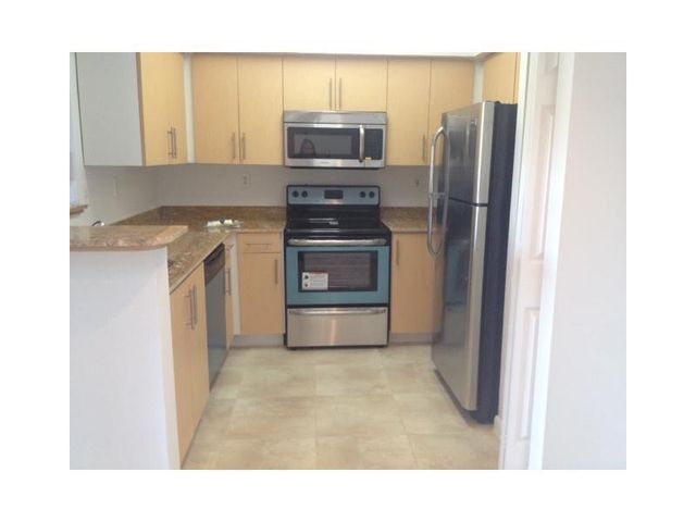 151 SW 117 Avenue 9206, Pembroke Pines, FL 33025