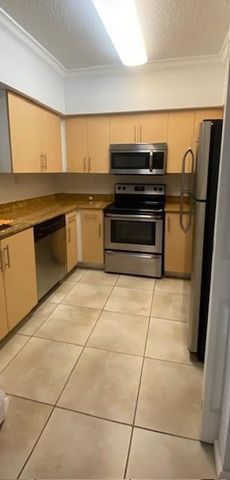 151 SW 117 Avenue 9206, Pembroke Pines, FL 33025