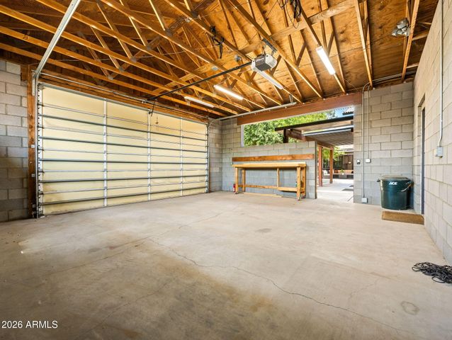 1115 E WELDON Avenue, Phoenix, AZ 85014