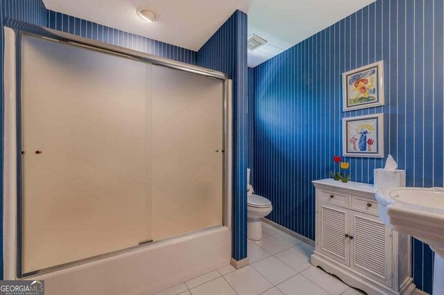 175 W Highland Drive, Ringgold, GA 30736