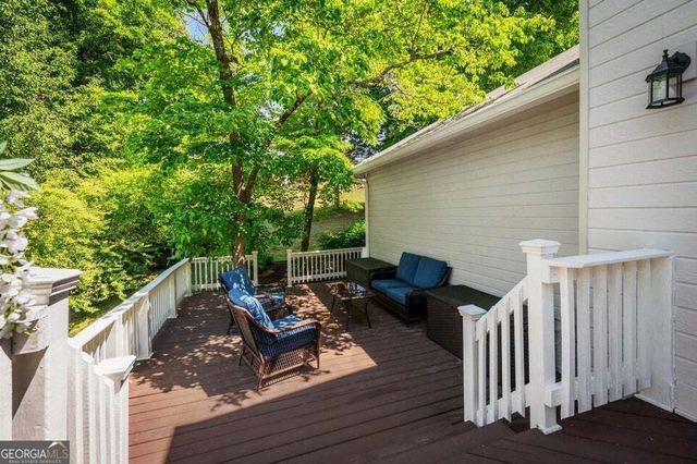 175 W Highland Drive, Ringgold, GA 30736