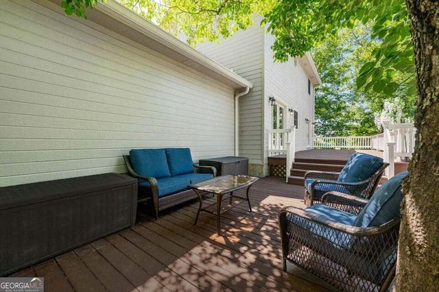 175 W Highland Drive, Ringgold, GA 30736
