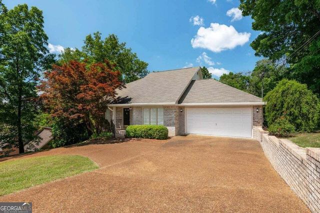 175 W Highland Drive, Ringgold, GA 30736