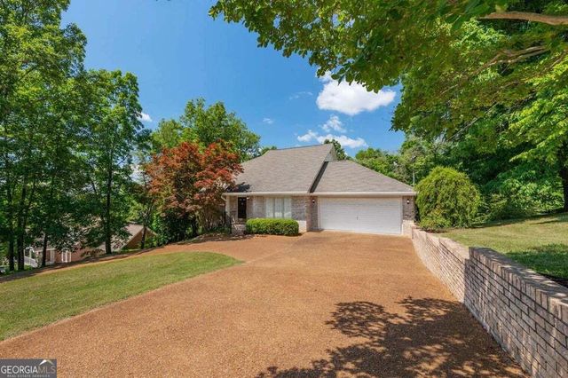 175 W Highland Drive, Ringgold, GA 30736