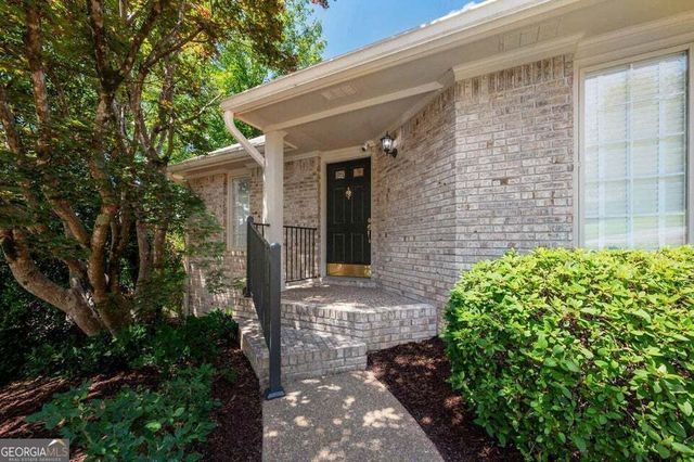 175 W Highland Drive, Ringgold, GA 30736
