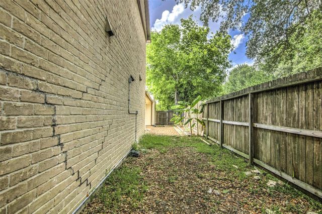4800 Palmetto Street, Bellaire, TX 77401