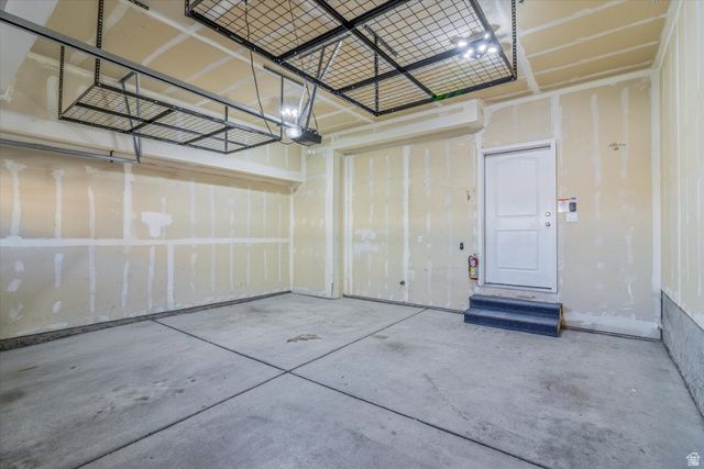 5653 W PELICAN RIDGE LN, West Valley City, UT 84118