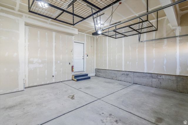 5653 W PELICAN RIDGE LN, West Valley City, UT 84118