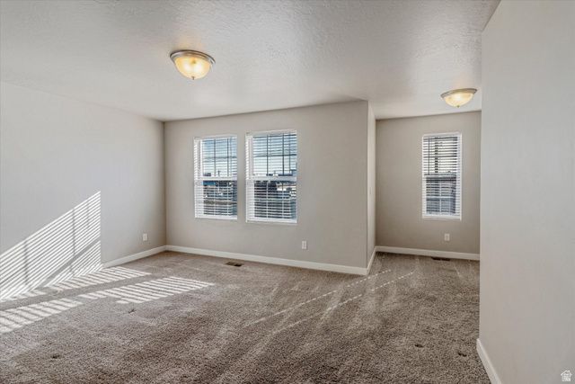 5653 W PELICAN RIDGE LN, West Valley City, UT 84118