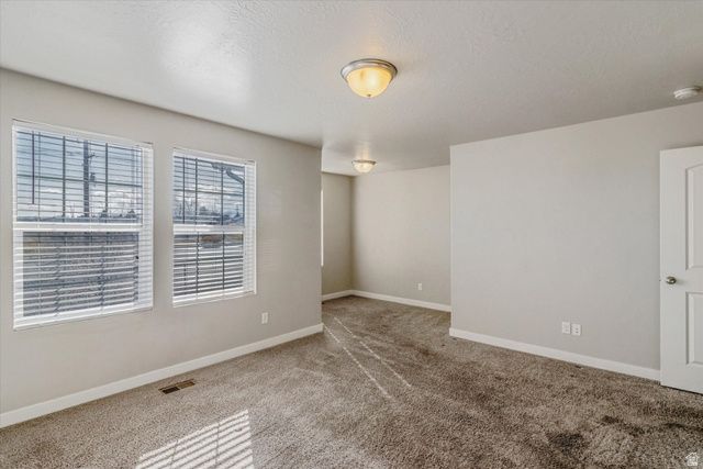 5653 W PELICAN RIDGE LN, West Valley City, UT 84118