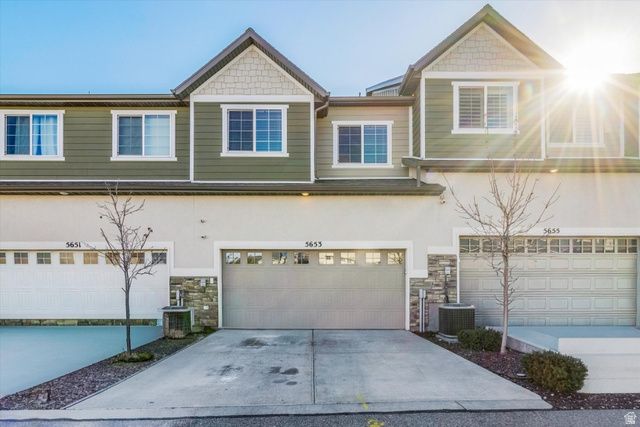 5653 W PELICAN RIDGE LN, West Valley City, UT 84118