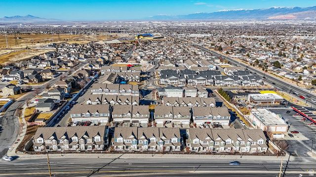 5653 W PELICAN RIDGE LN, West Valley City, UT 84118