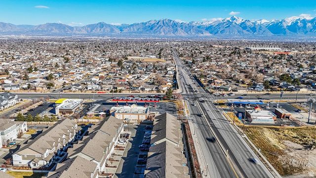 5653 W PELICAN RIDGE LN, West Valley City, UT 84118