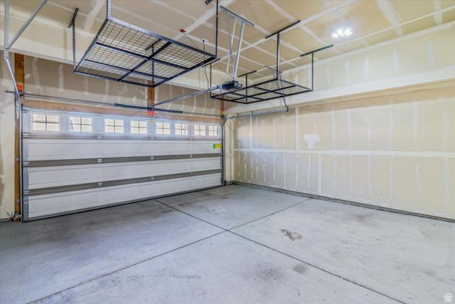 5653 W PELICAN RIDGE LN, West Valley City, UT 84118