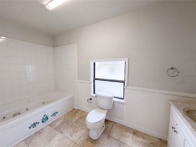 3225 CLEVELAND HEIGHTS BOULEVARD, Lakeland, FL 33803