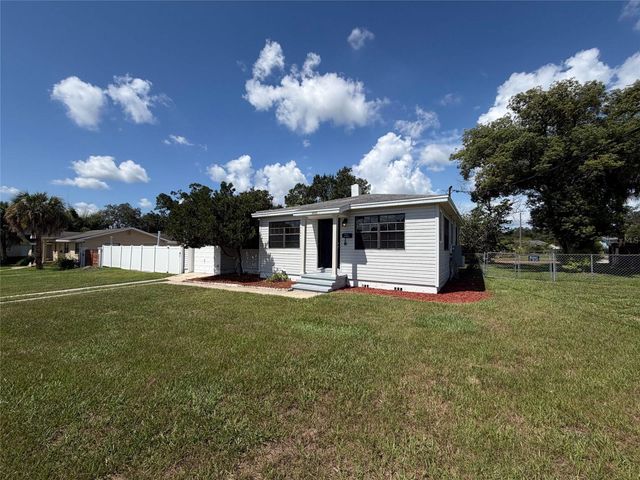 3225 CLEVELAND HEIGHTS BOULEVARD, Lakeland, FL 33803