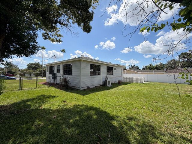 3225 CLEVELAND HEIGHTS BOULEVARD, Lakeland, FL 33803