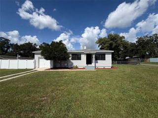 3225 CLEVELAND HEIGHTS BOULEVARD, Lakeland, FL 33803