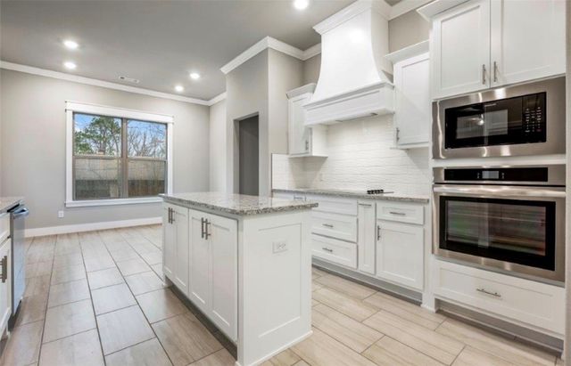 1 Pendeen Lane, Bella Vista, AR 72714