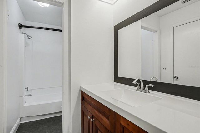 14733 PINE GLEN CIRCLE, Lutz, FL 33559