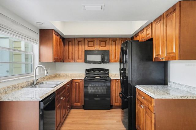 14733 PINE GLEN CIRCLE, Lutz, FL 33559