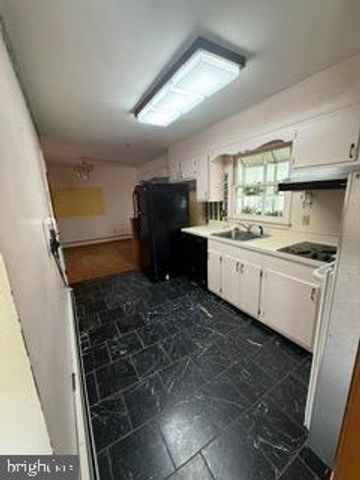 7717 PEARSONS CORNER RD, Dover, DE 19904