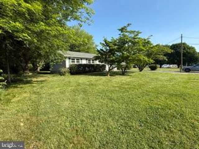7717 PEARSONS CORNER RD, Dover, DE 19904