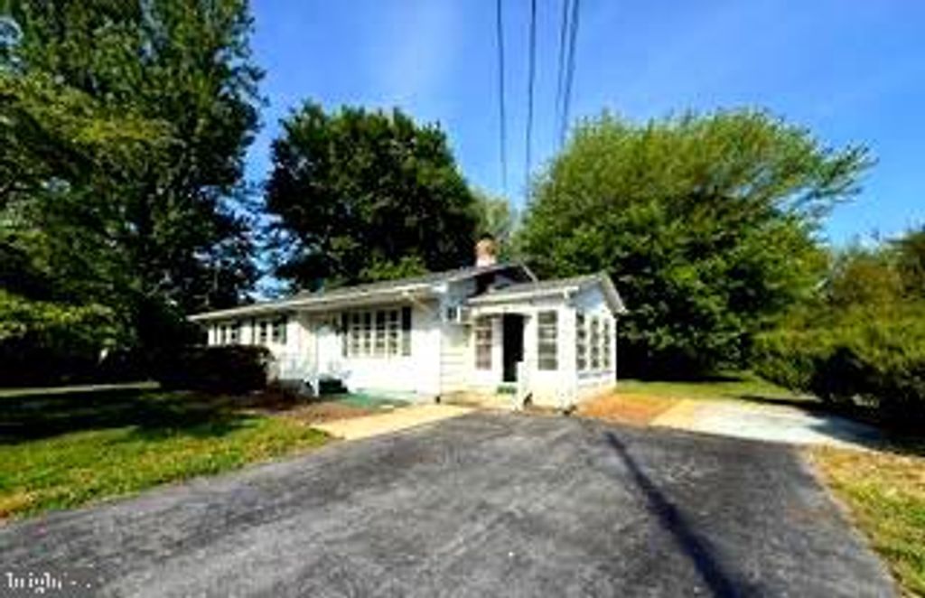 7717 PEARSONS CORNER RD, Dover, DE 19904