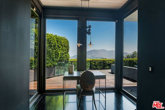 7318 Pacific View Drive, Los Angeles, CA 90068