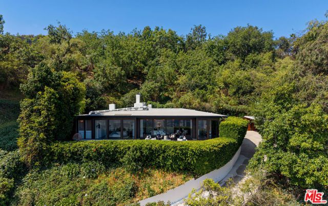 7318 Pacific View Drive, Los Angeles, CA 90068