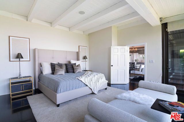 7318 Pacific View Drive, Los Angeles, CA 90068