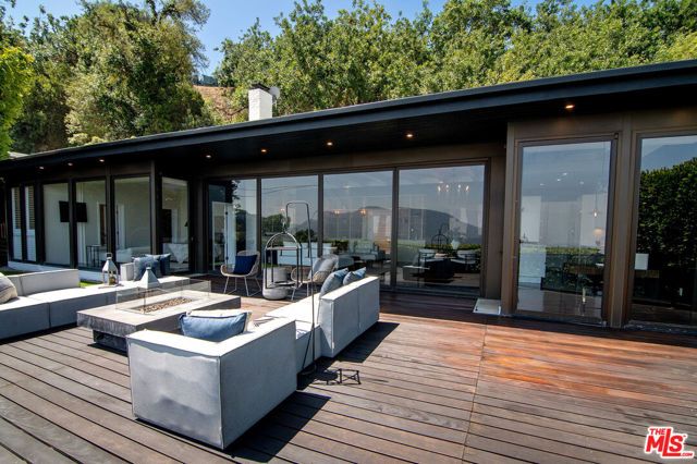 7318 Pacific View Drive, Los Angeles, CA 90068