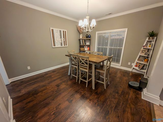 2609 Buckingham Gate SW, Decatur, AL 35603