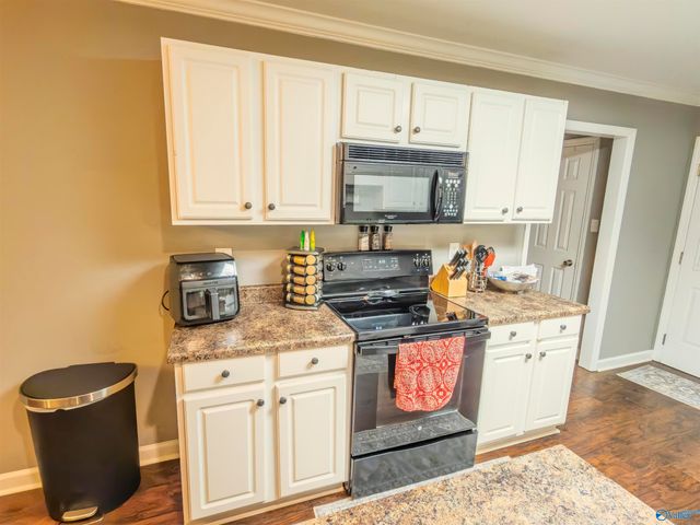 2609 Buckingham Gate SW, Decatur, AL 35603