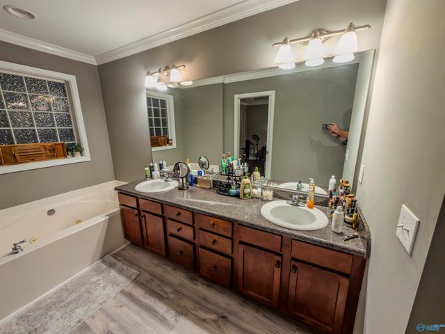 2609 Buckingham Gate SW, Decatur, AL 35603