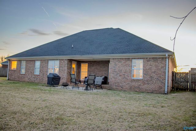 2609 Buckingham Gate SW, Decatur, AL 35603