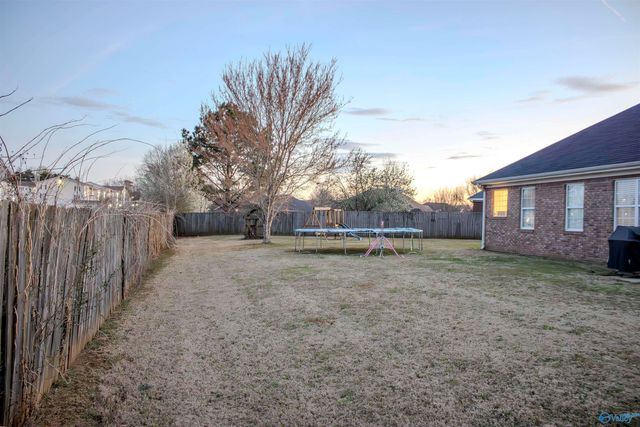 2609 Buckingham Gate SW, Decatur, AL 35603