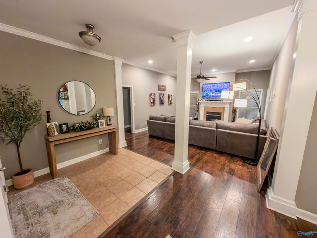 2609 Buckingham Gate SW, Decatur, AL 35603