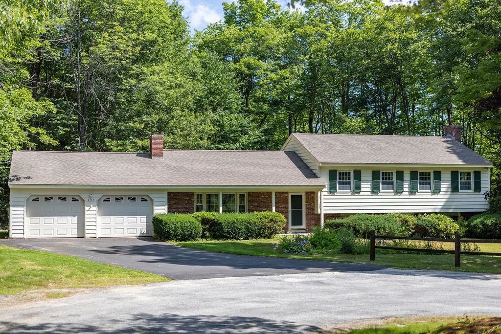 155 Job Seamans Acres, New London, NH 03257
