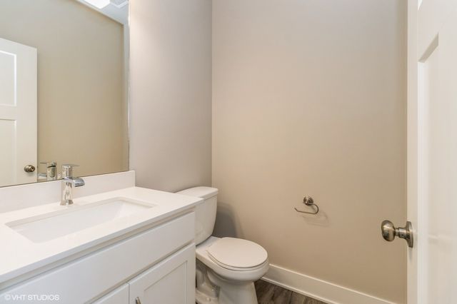 2426 E 50th Court, Des Moines, IA 50317