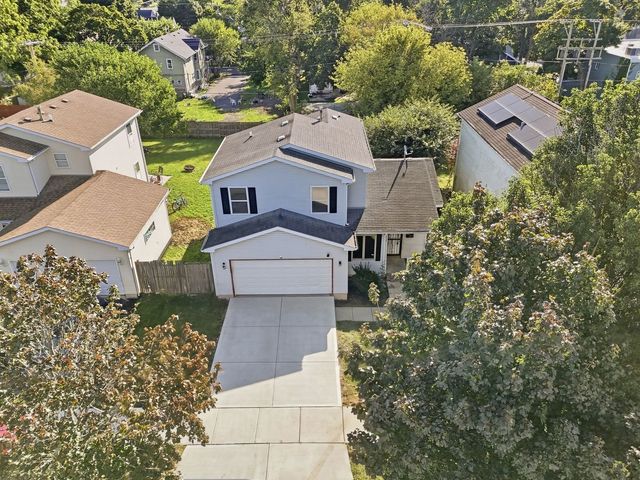 657 S Mcalister Avenue, Waukegan, IL 60085