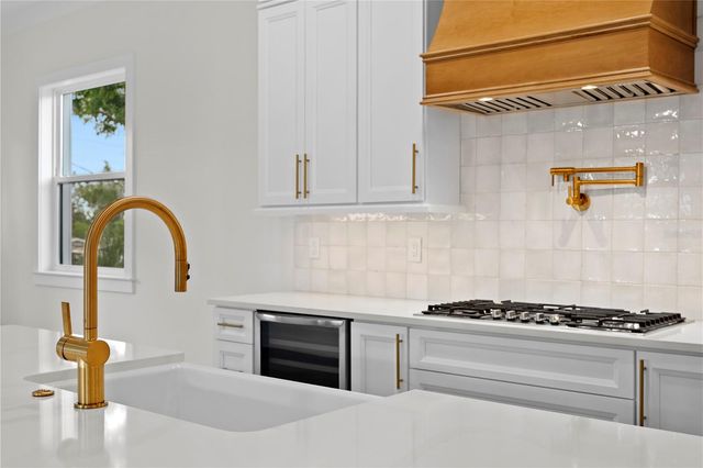 1851 MISSISSIPPI AVENUE NE, St Petersburg, FL 33703