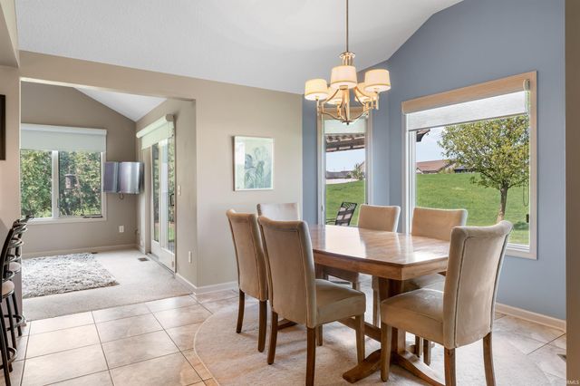 8735 Kilikenny Cove, Fort Wayne, IN 46835