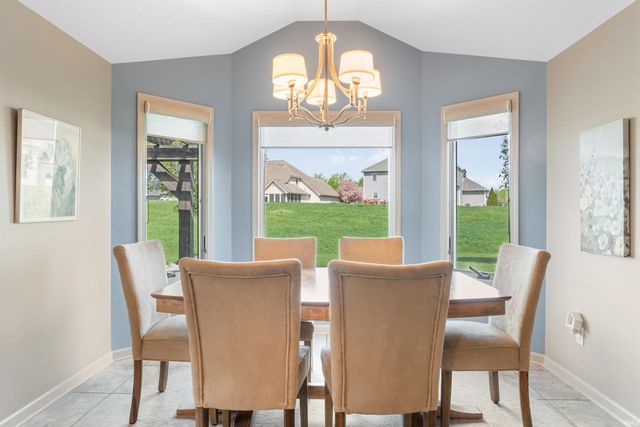 8735 Kilikenny Cove, Fort Wayne, IN 46835