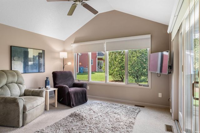 8735 Kilikenny Cove, Fort Wayne, IN 46835