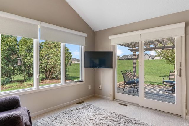 8735 Kilikenny Cove, Fort Wayne, IN 46835